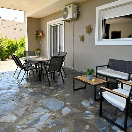 Panmaria Sea View Garden Flat